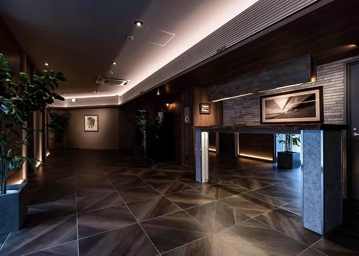 Y-Hotel
